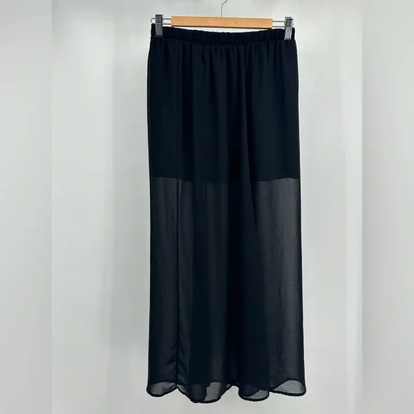 Forever 21 Black Maxi Skirt for Night Out - Picture 2 of 3